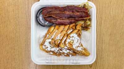 Curran's Delly And Carryout