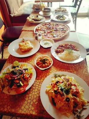 Blissful Cafe Hyde Park