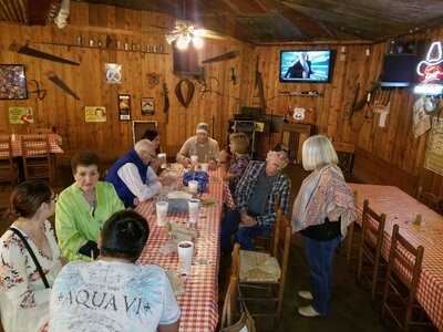 Grady's Bbq - San Antonio, Tx