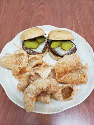 A & R's Out Of Bounds Cafe