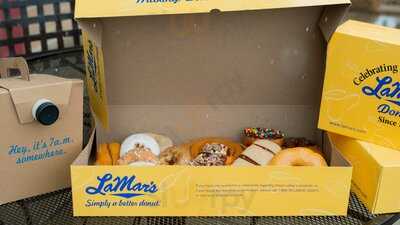 Lamar's Donuts And Coffee