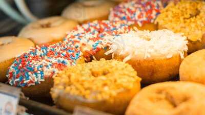 Lamar's Donuts And Coffee