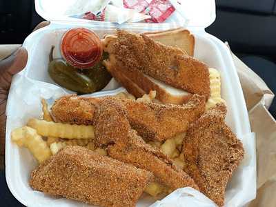 Ronnie's Catfish And More