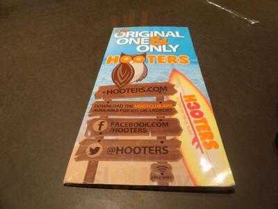 Hooters