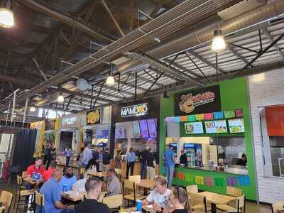 Mombo's Cheesesteak Grill