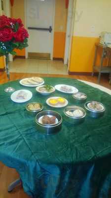 Ying's Teahouse And Yum Yum