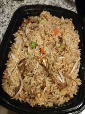 Ying's Teahouse And Yum Yum