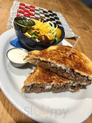 Between Brews Foodwerks