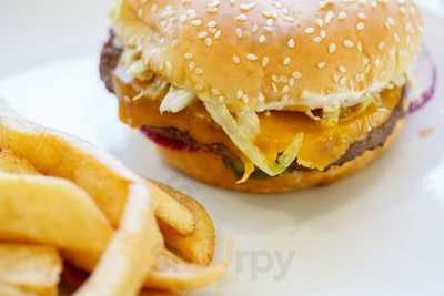 Red Robin's Burger Works