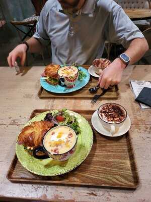 Gabi Coffee & Bakery