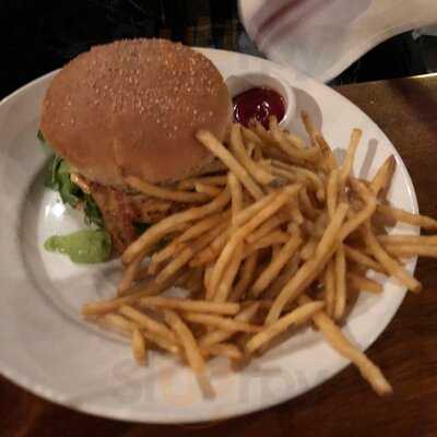 Hutch American Bistro