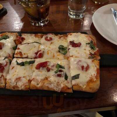 Hutch American Bistro