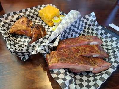 Capt. Len's City Barbecue