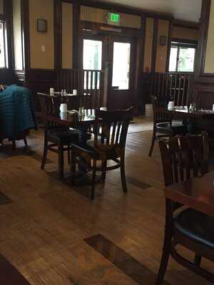 Soma Restaurant & Bar