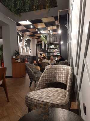 Gloria Jean's Coffee