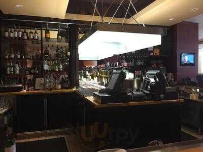 Bin 480 Bar & Bistro In Marriott On Union Square