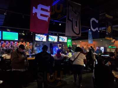 The Yard Line Lounge