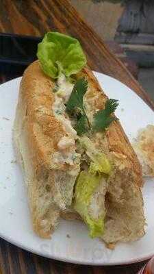 Vinoteca Wine Bar & Bistro