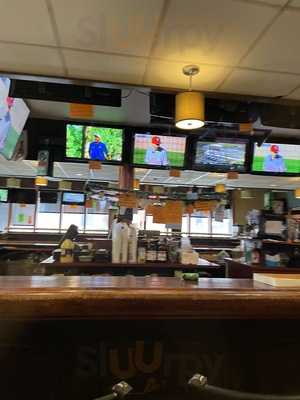 Cavanaugh's Restaurant & Bar