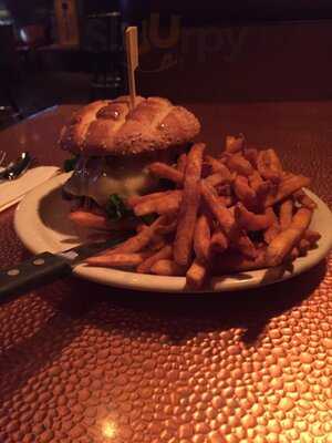 Winchell's Pub & Grill