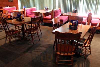 Spud’s Bar And Grille