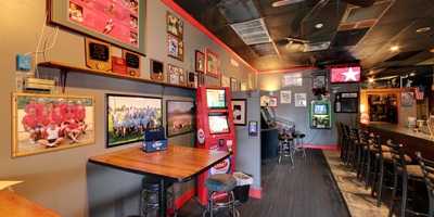 Spud’s Bar And Grille