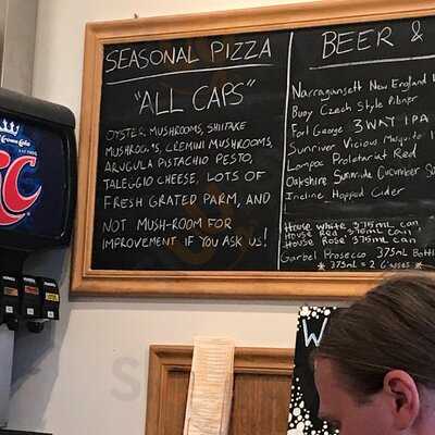 Scottie's Pizza Parlor