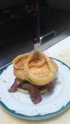 Bert And Den's Grille