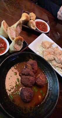 Nikko Japanese Restaurant & Sushi Bar