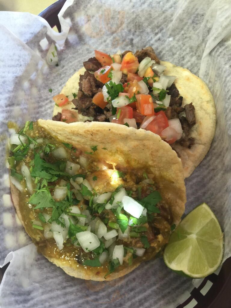 Abuelas Tacos