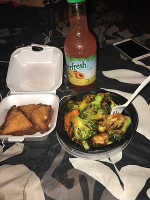 Lee's Chinese Carry-out