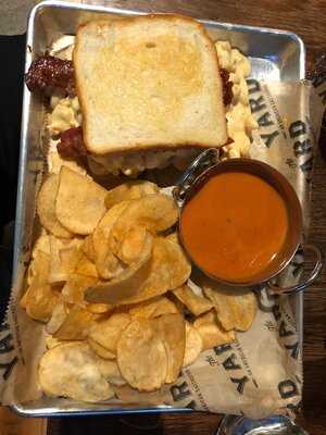 The Yard Gastropub - Robinson