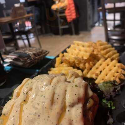 The Yard Gastropub - Robinson