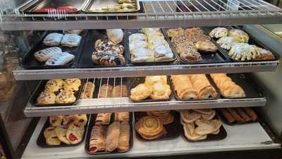 Sergio's Bakery And Cafe
