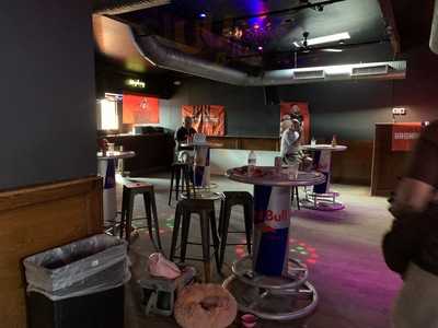 Nobles Bar And Grill