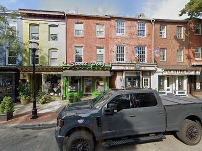 Nobles Bar And Grill