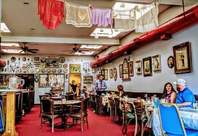 Mary's Italian Trattoria