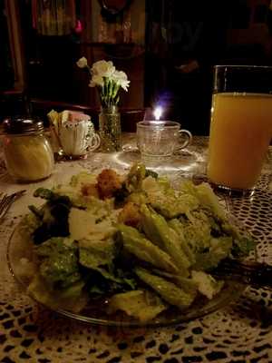 Mary's Italian Trattoria