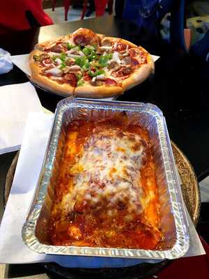 Louie's Pizza And Catering