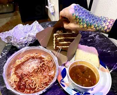 Louie's Pizza And Catering