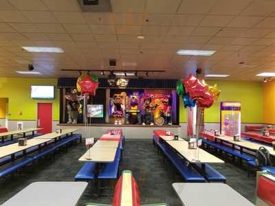 Chuck E. Cheese