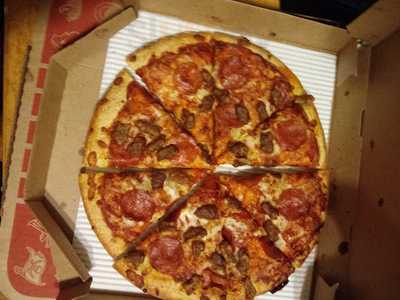 Pizza Hut - W 117th St