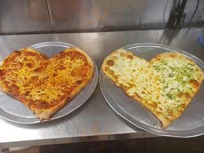 Uncle Oogie's Pizzeria & Specialty Sandwiches