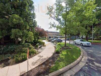 Einstein Brothers Bagels