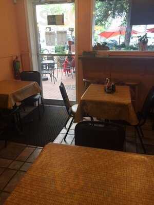 Lakeview Burgers And Seafood