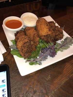 10:02 Lounge & Restaurant