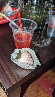 10:02 Lounge & Restaurant