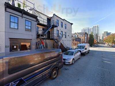 Sir Duke Bar & Liquor Store