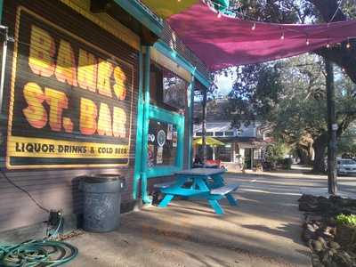 Banks Street Bar & Grill