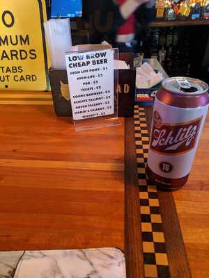 Banks Street Bar & Grill